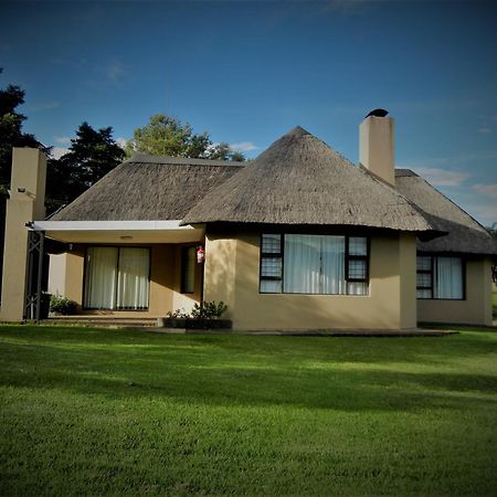 Hlalanathi Drakensberg Resort 버그빌 외부 사진