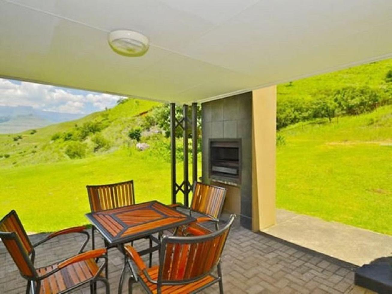 Hlalanathi Drakensberg Resort 버그빌 외부 사진