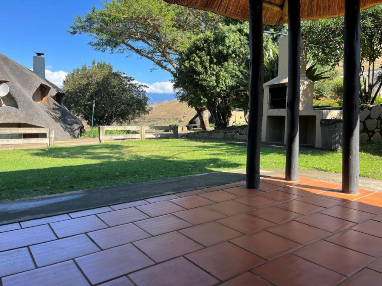 Hlalanathi Drakensberg Resort 버그빌 외부 사진