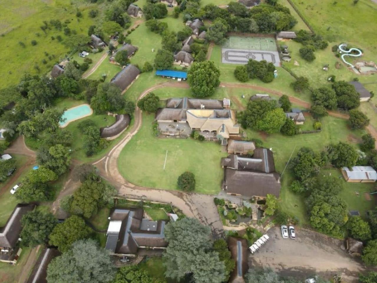 Hlalanathi Drakensberg Resort 버그빌 외부 사진